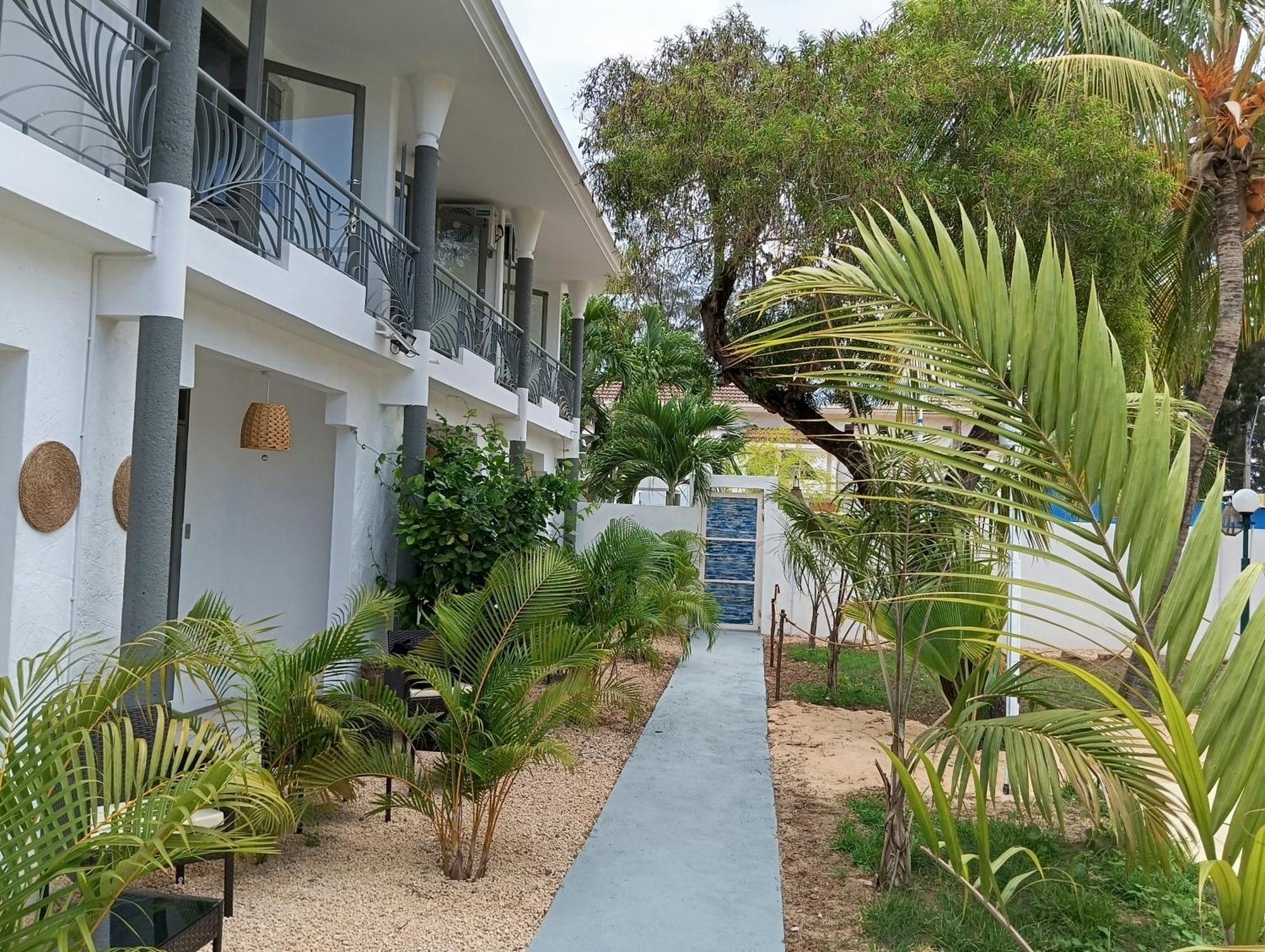 Exotica Sense Aparthotel Flic-en-Flacq Buitenkant foto