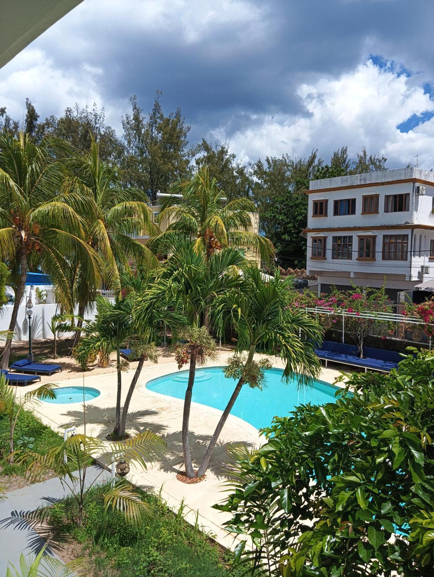 Exotica Sense Aparthotel Flic-en-Flacq Buitenkant foto